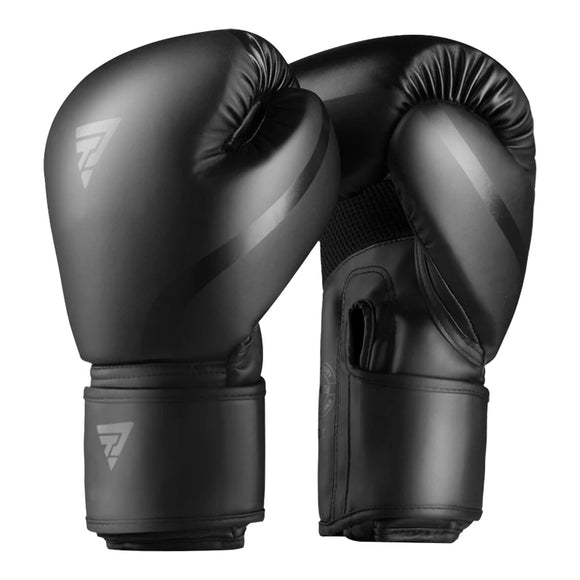 Gant de boxe thai design et respirant sur fond blanc