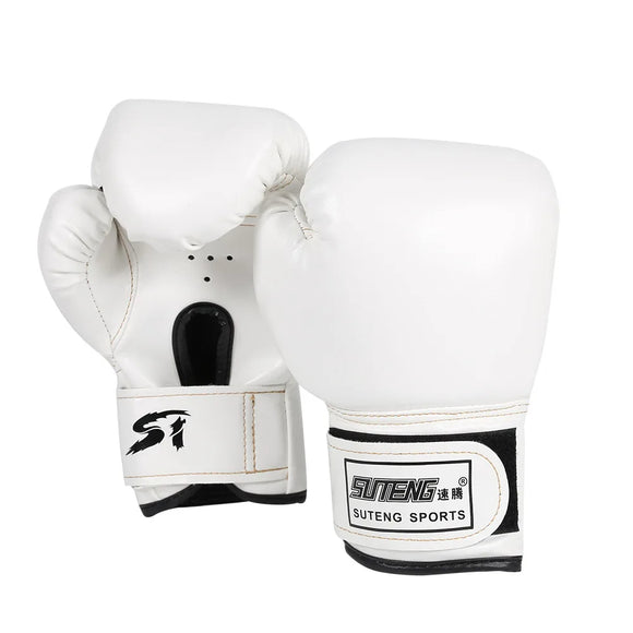 Gants de boxe blancs et respirants pour enfant sur fond blanc